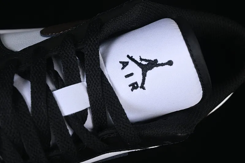 All categories Air Jordan Jordan series basketball shoes Air Jordan 1 Low G version pure original Air Jordan 1 Low AJ1 Joe 1 black color low-top cultural casual sneakers IO3393-010